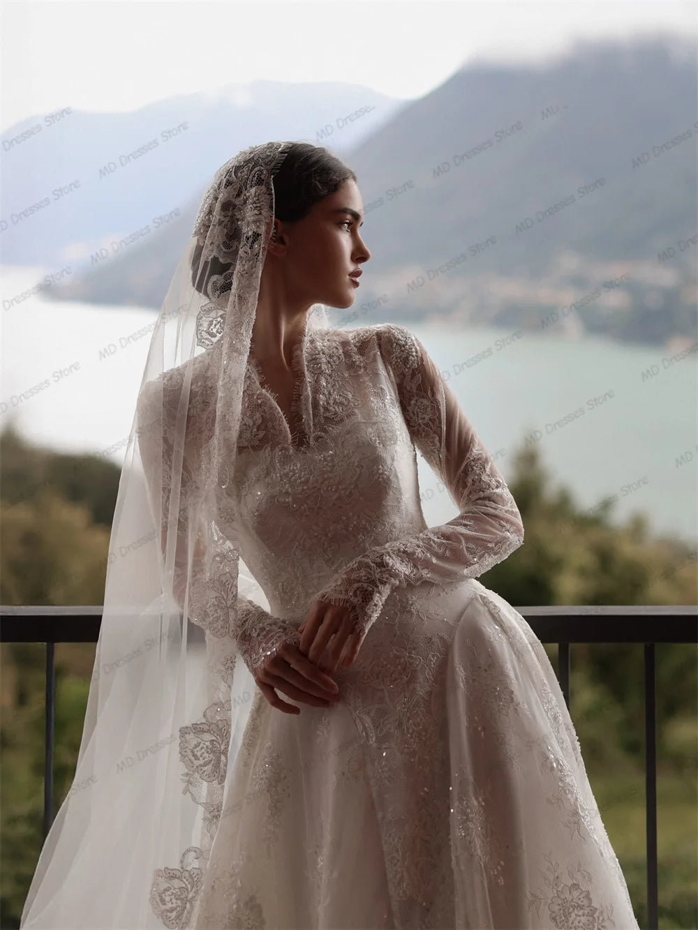Luxury A-Line Lace Wedding Dress