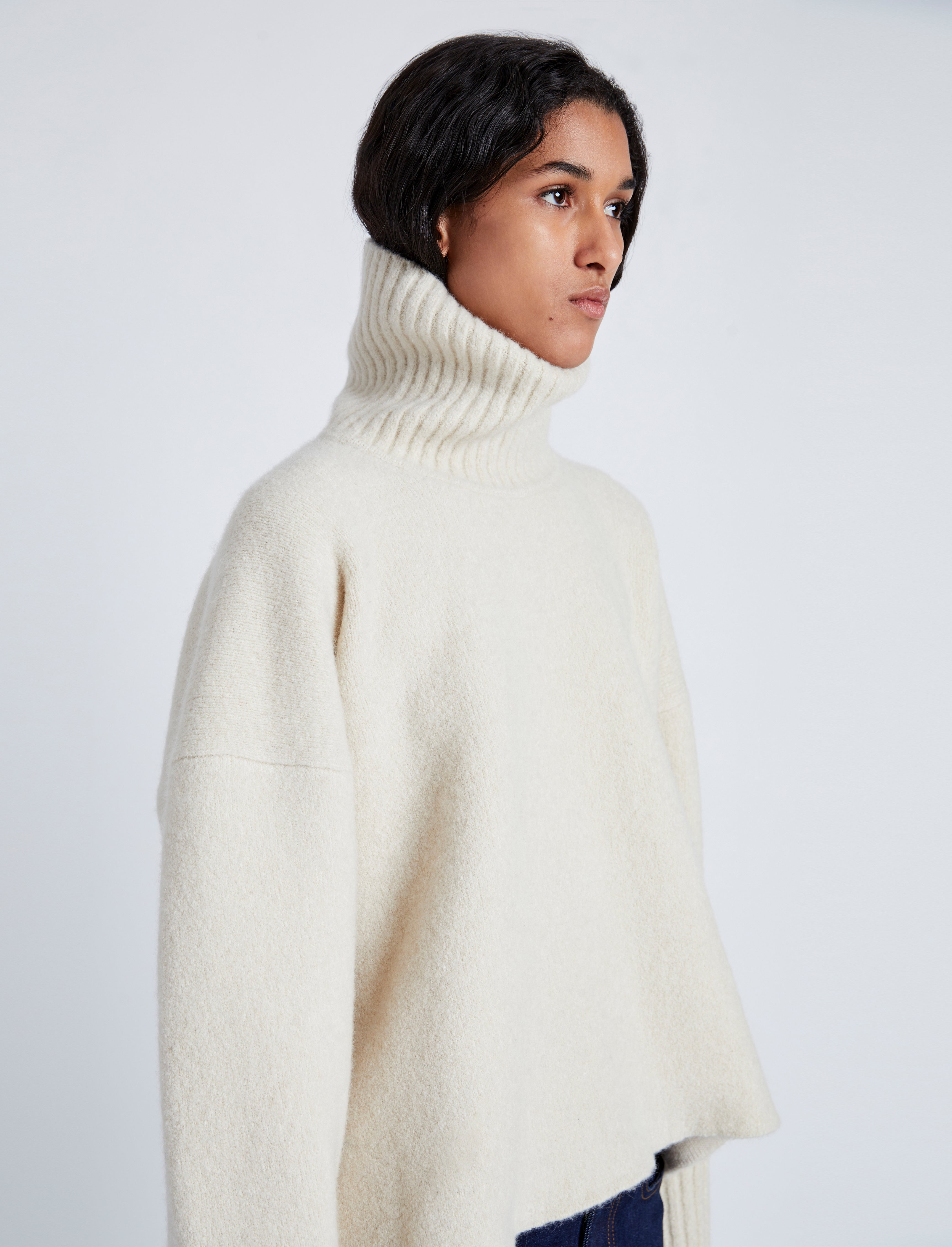 Sandy Women's Turtleneck Sweater | Eco-Friendly Cashmere Blend 5