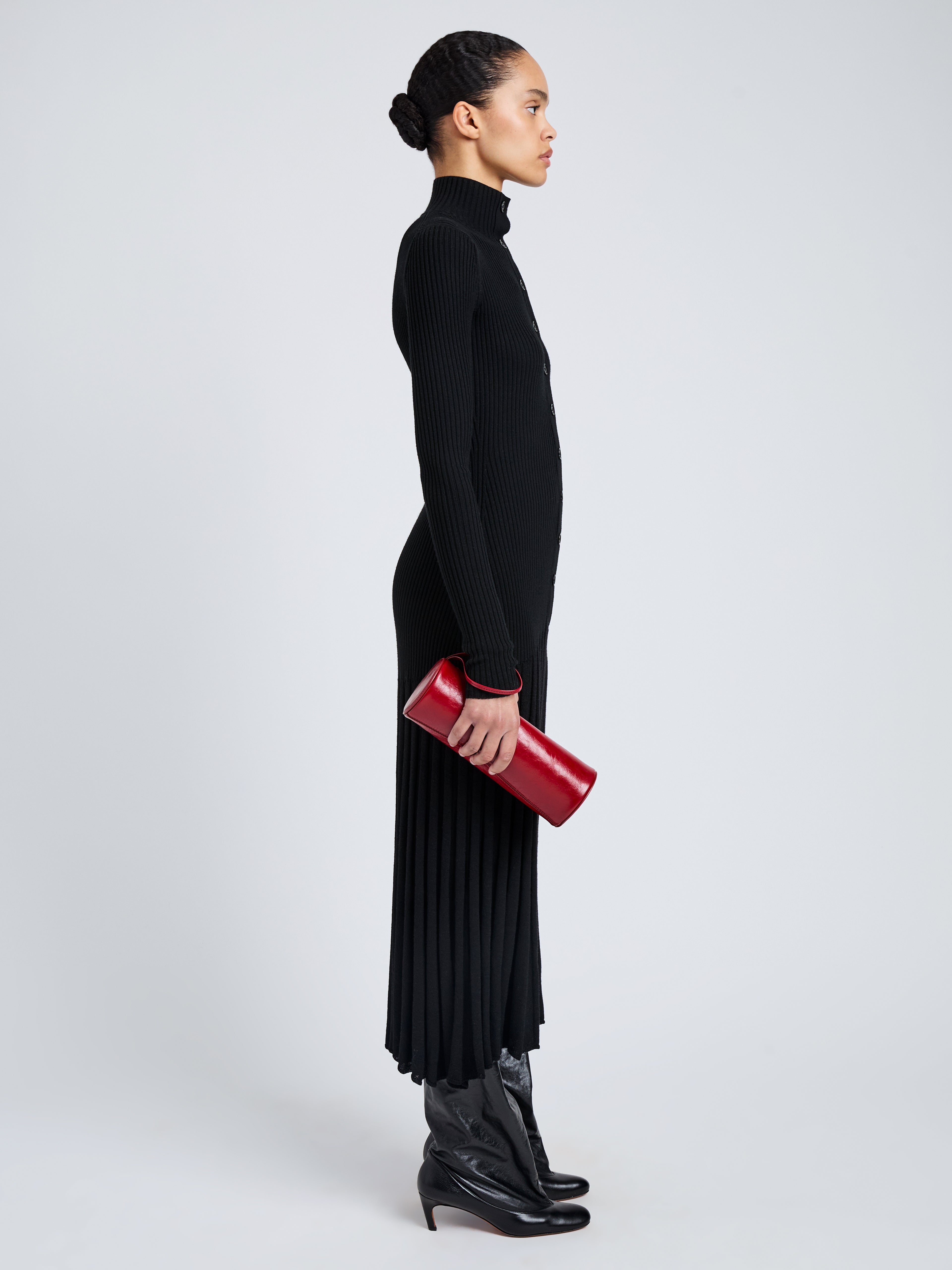 Silo Women's Clutch | Shiny Calfskin, Hand-held Design 1