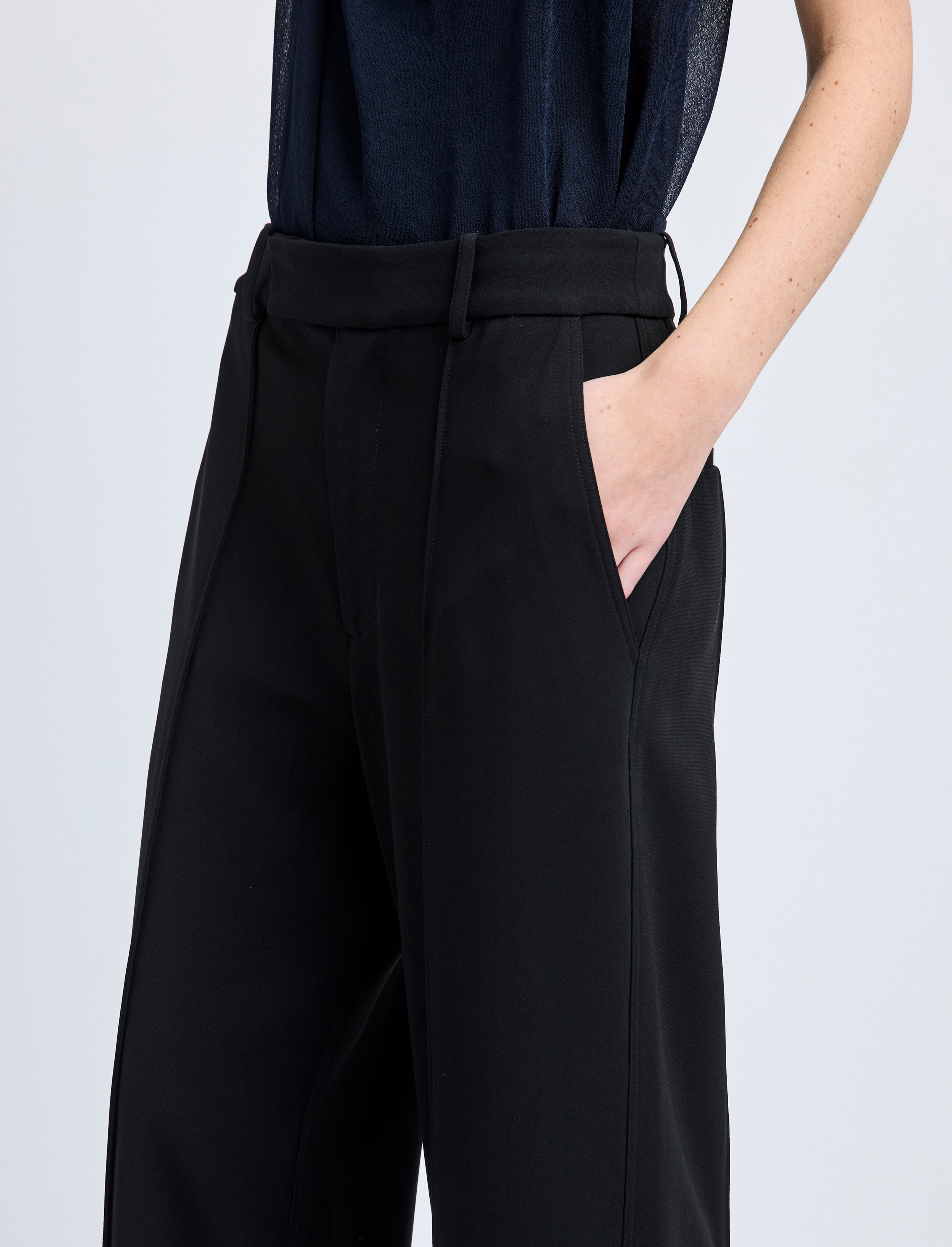 Weyes Women's Pants | High-Rise Matte Double Crepe 4