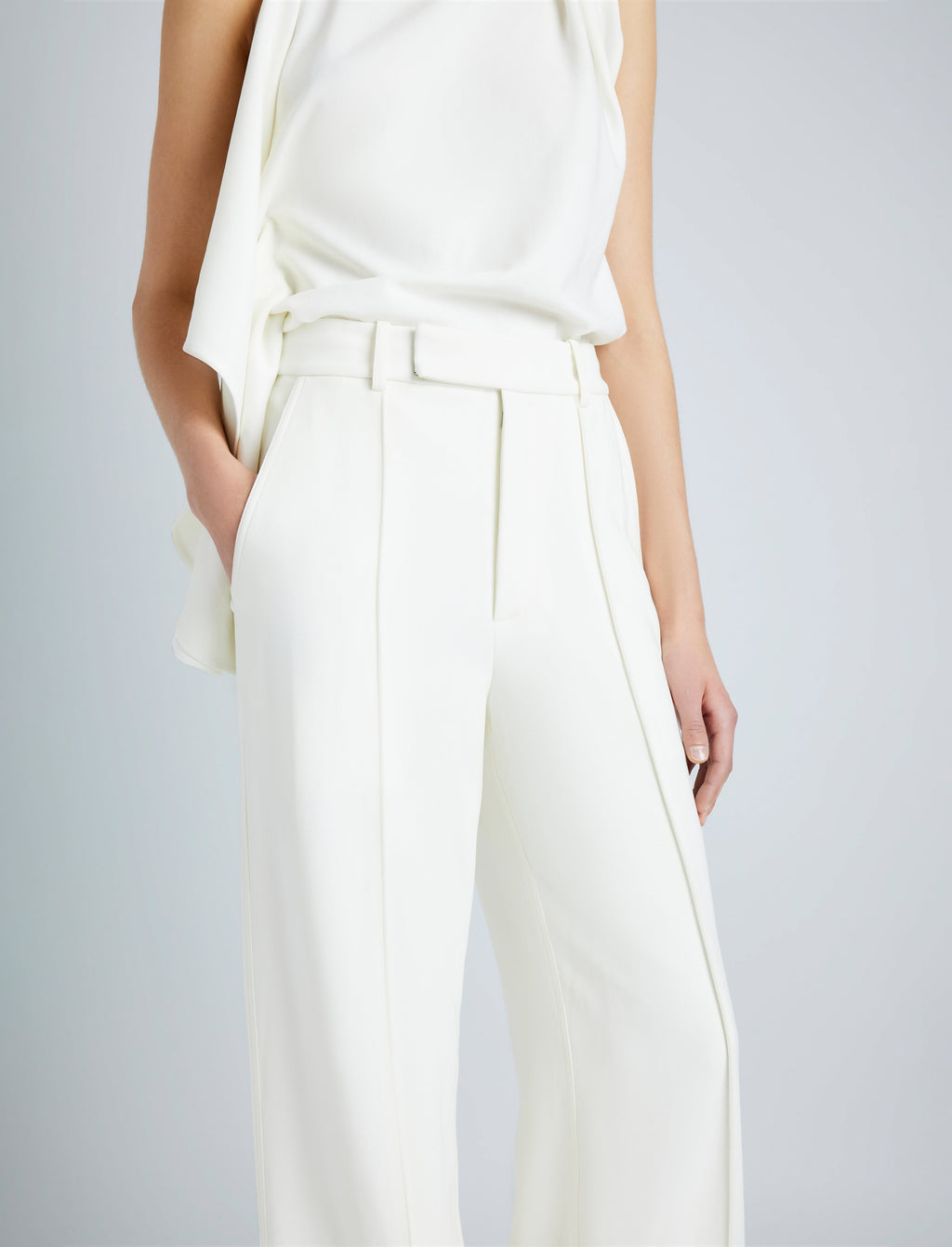 Weyla Women's Pants | High-Rise Matte Double Crepe, Side Pockets 4